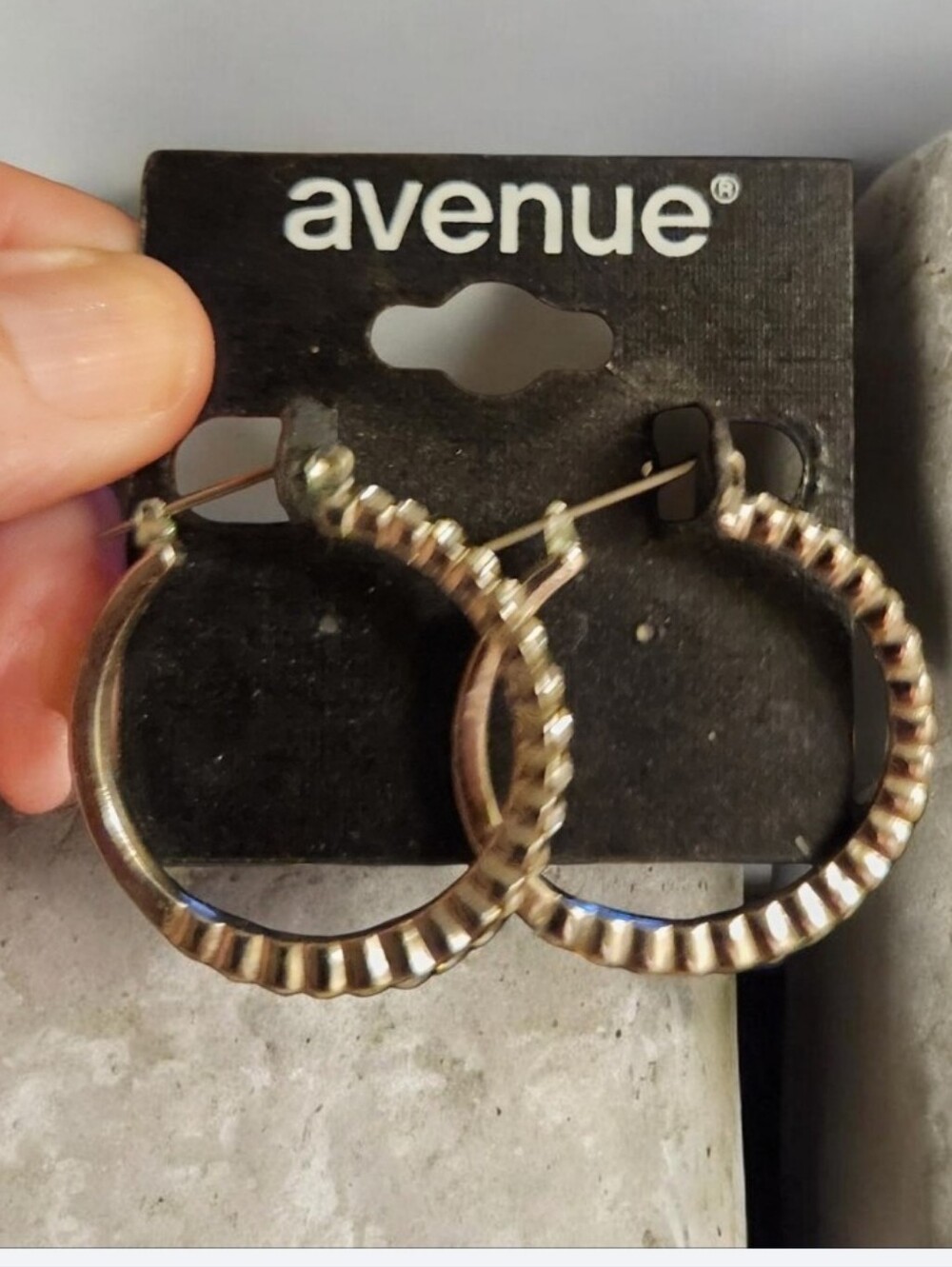 Avenue Silver-Tone Textured Hoop & Clear Stones ■ Vintage/ Final Price